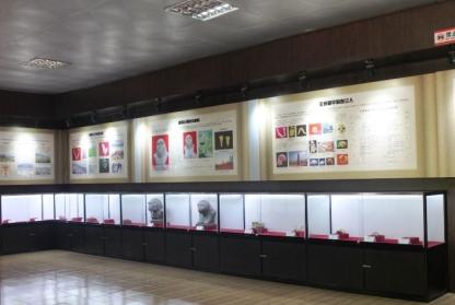 exhibits at the Lantian Yuanren Site Memorial Museum
