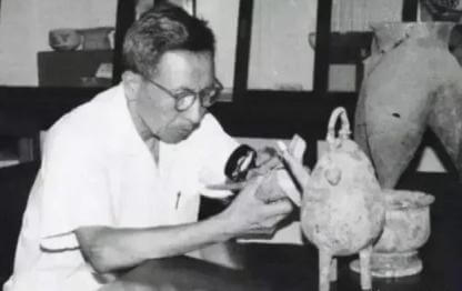 photo of Shi Xingeng who led the first trial excavations of the Liangzhu Site