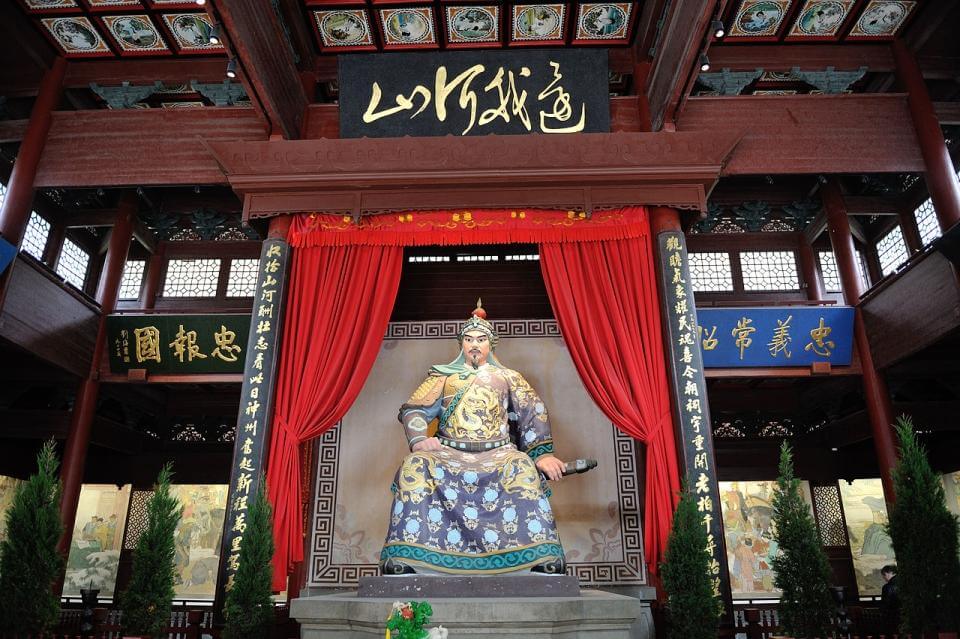 Statue of General Yue Fei inside Hangzhou's Yue Fei Temple