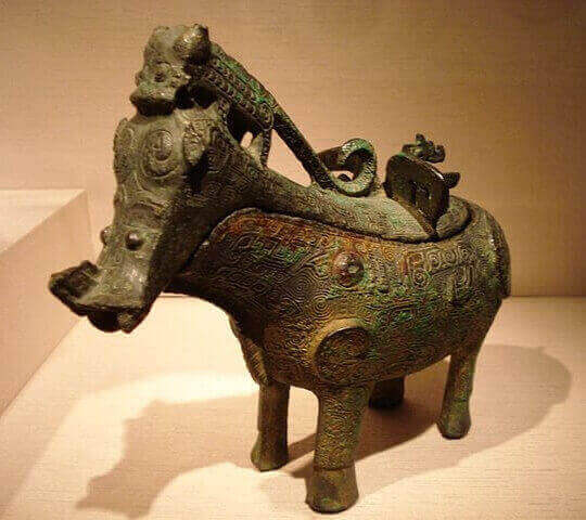 Bronze ritual wine container (zun) from the Shang Dynasty