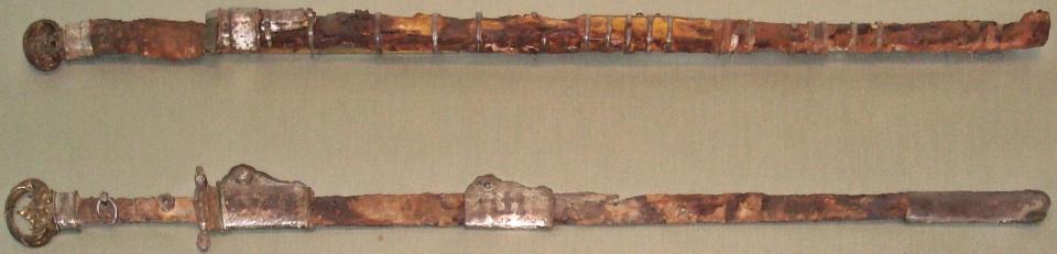 Chinese swords from the Sui Dynasty, found near Luoyang